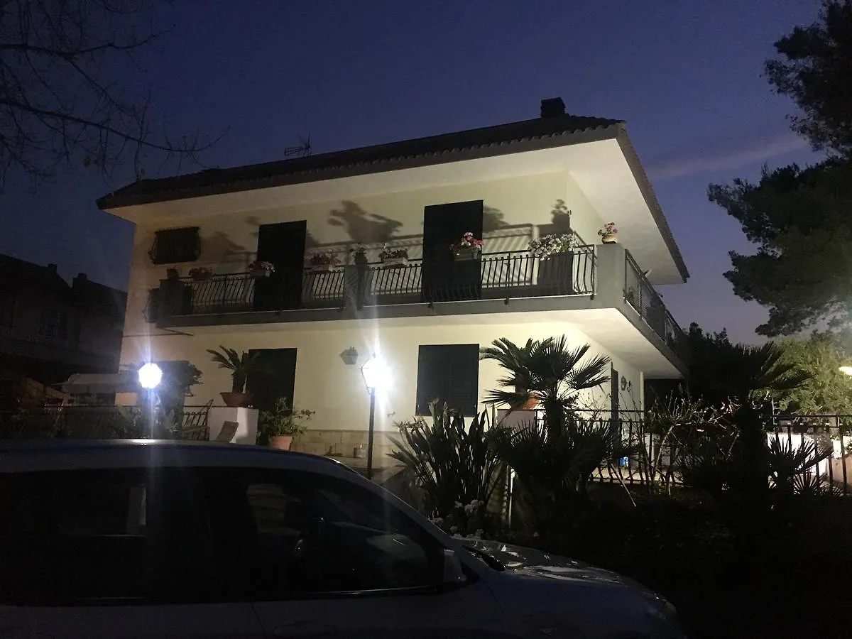 Villa Fraele Acireale Semesterbostad